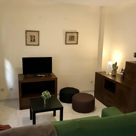 Decada Reyes Catolicos 아파트 푸엔히롤라